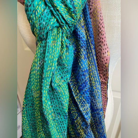 Antique/Vintage Sari Silk Scarf/Wrap - Picture 3 of 3